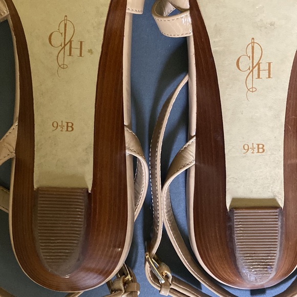 Ladies Cole Haran Patent Leather Wedge Sandals - Picture 5 of 7